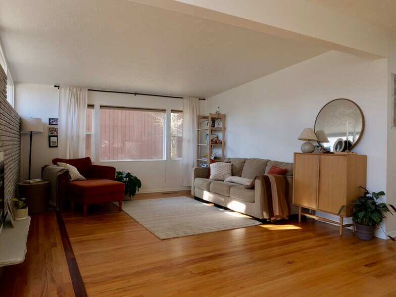 Building Photo - 1224 Westward Dr