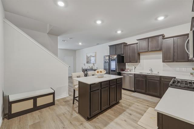 Building Photo - 2137 Crooked Bow Dr