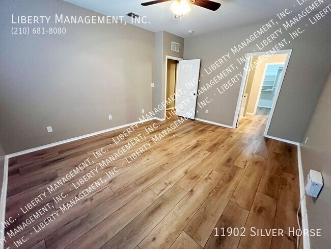 Building Photo - 11902 Silver Horse