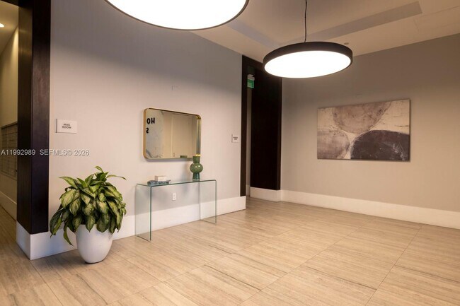 Building Photo - 140 S Dixie Hwy