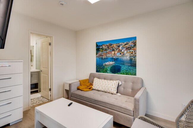 Building Photo - 3944 Mission Blvd