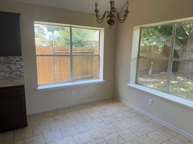Building Photo - 15627 Rosewood Hill Ct
