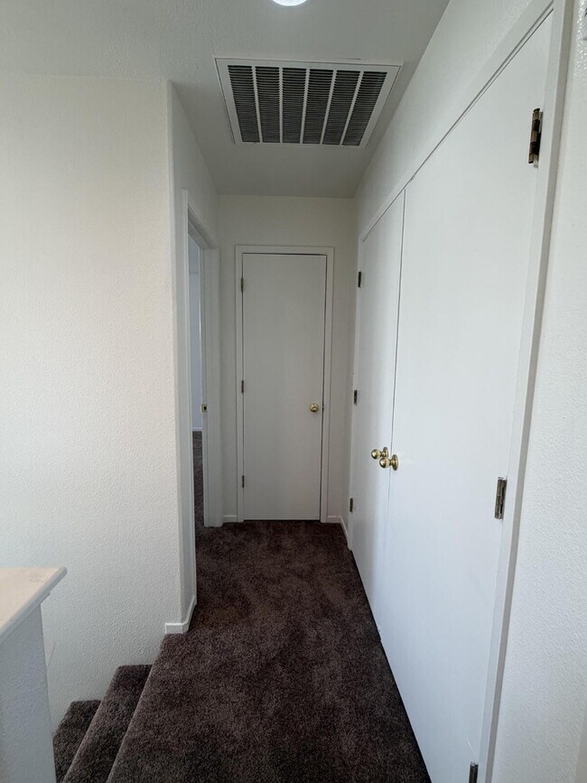 Building Photo - 4370 Mathias Way
