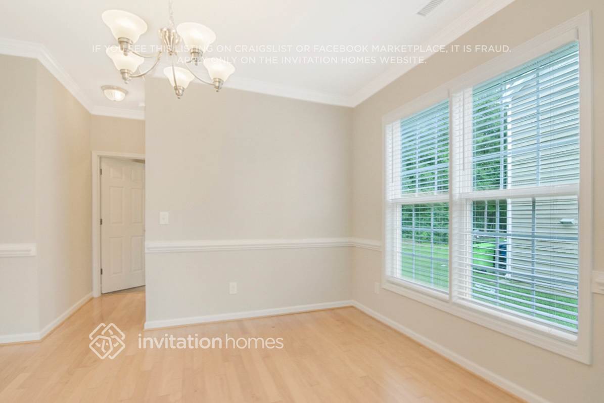 Building Photo - 2349 Lazy River Dr