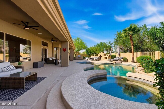 Building Photo - 8044 E Tether Trail