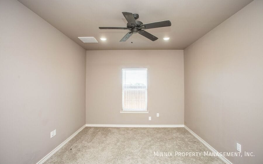 Building Photo - 1503 Avenue O