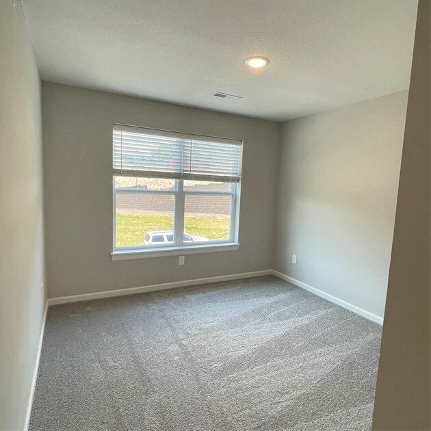 Building Photo - 14516 Twin Lakes Cir