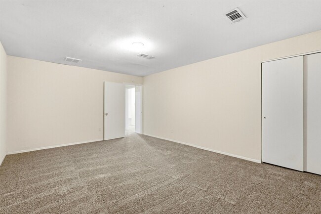 Building Photo - 1431 Stevenage Ln