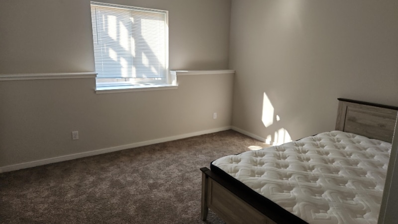 Building Photo - 5981 Hanson Ct