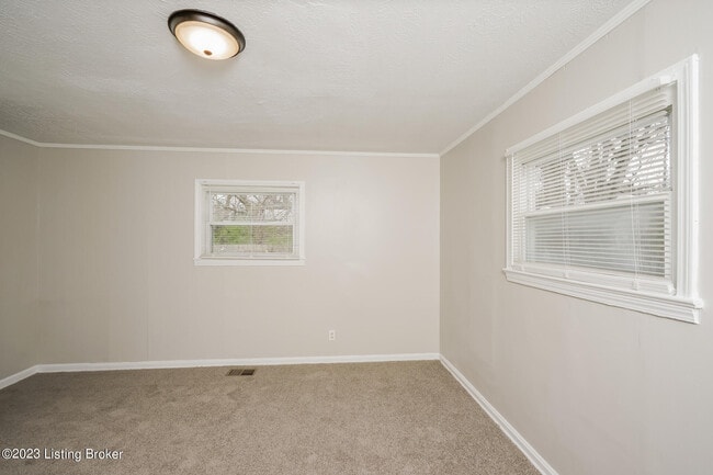 Building Photo - 315 N 36th St