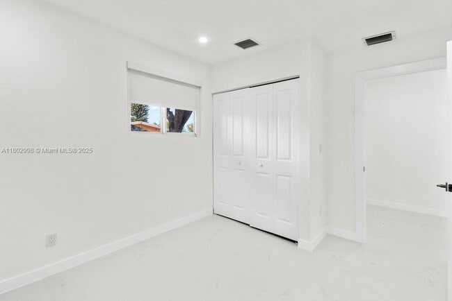 Building Photo - 4001 NW 187th Terrace