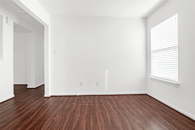 Building Photo - 29407 Legends Hill Dr