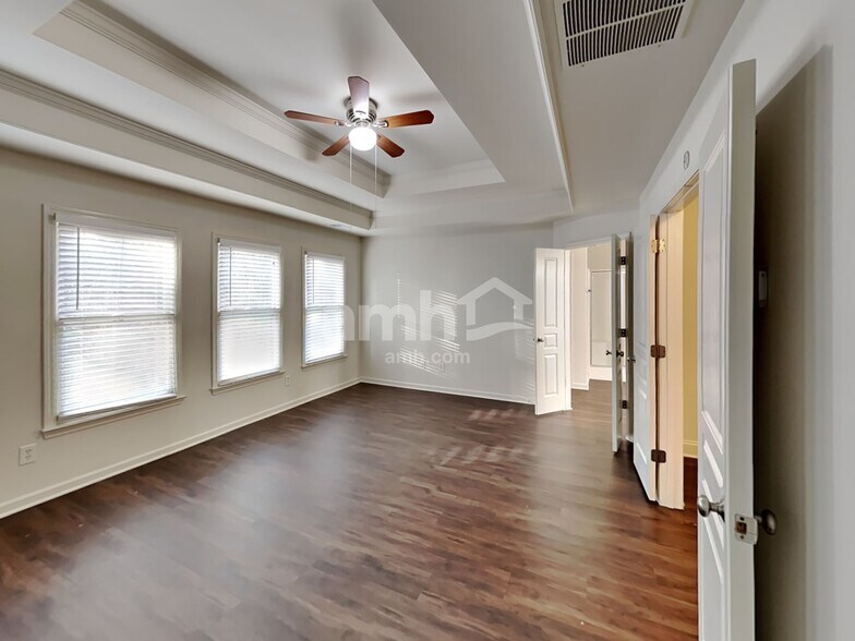 Building Photo - 212 Bentleaf Drive