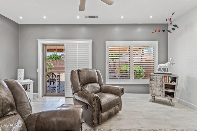 Building Photo - 16232 W Montoya Dr