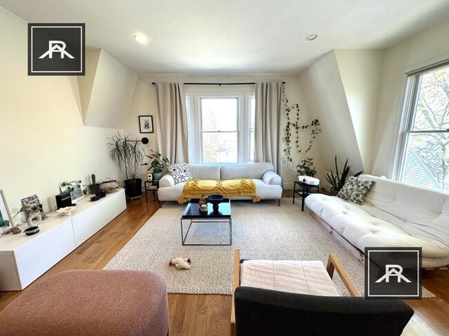Building Photo - 2 bedroom in Brighton MA 02135