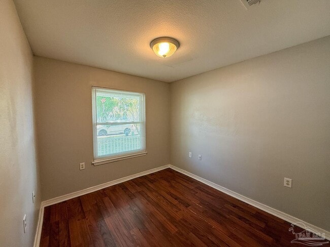 Building Photo - 5919 Bilek Dr