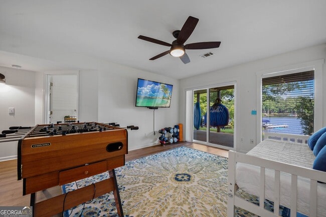 Building Photo - 375 Arrowhead Trail