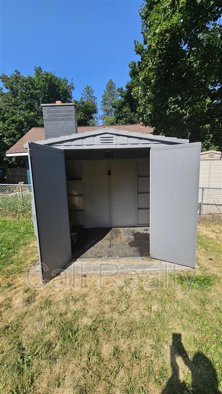 Building Photo - 3127 E 18th Ave