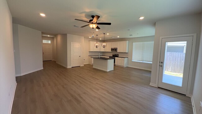 Building Photo - 5109 Pollack Ln