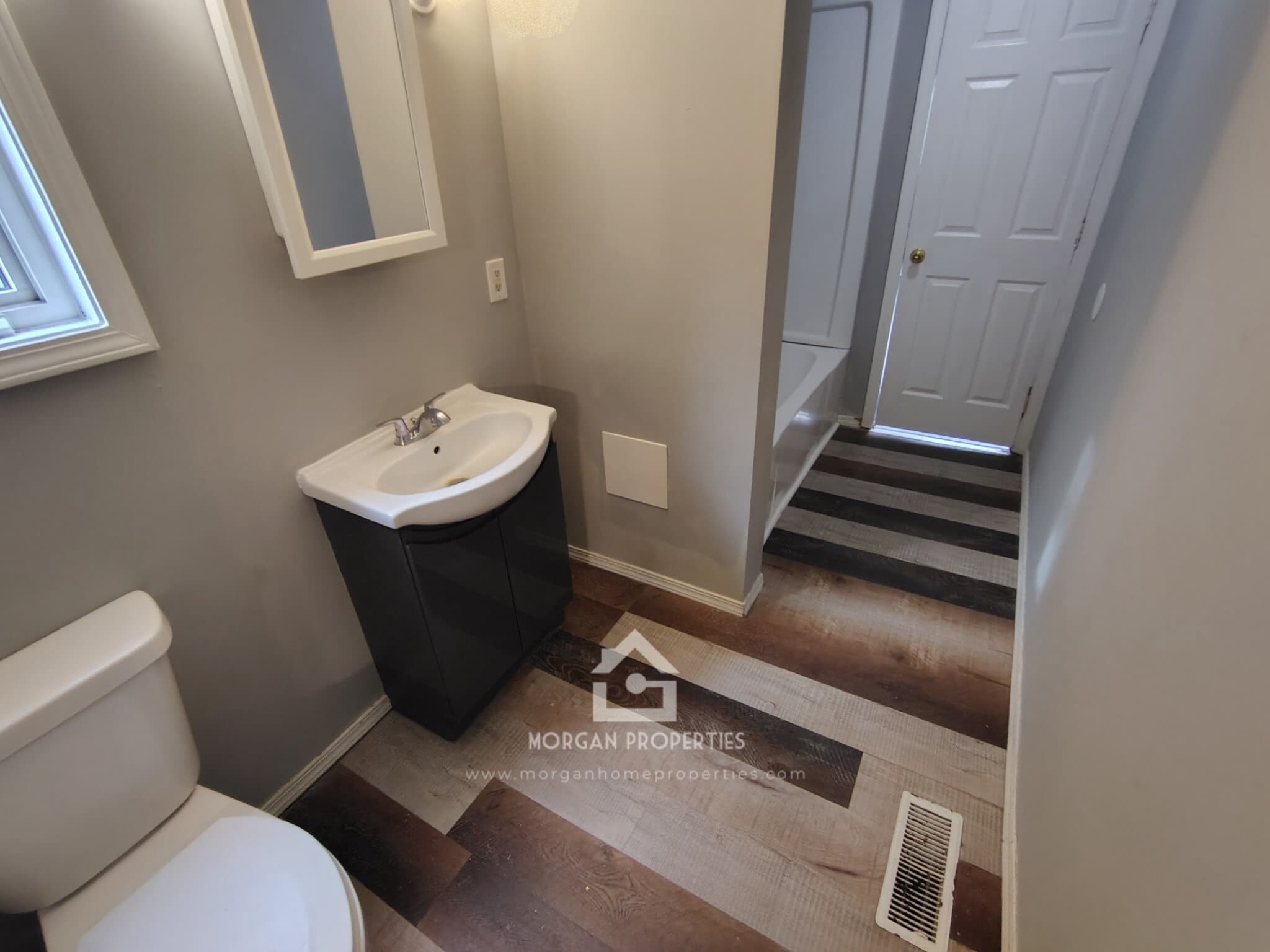 Building Photo - 1218 S 18th St