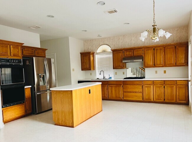Building Photo - 16911 Ascot Meadow Dr