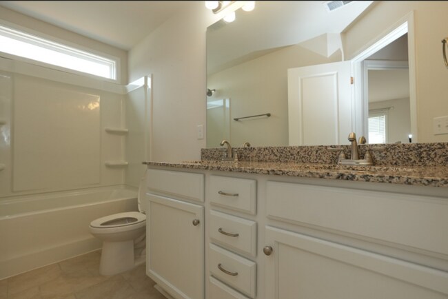 Building Photo - Charming 3-bedroom, 2-bath home!