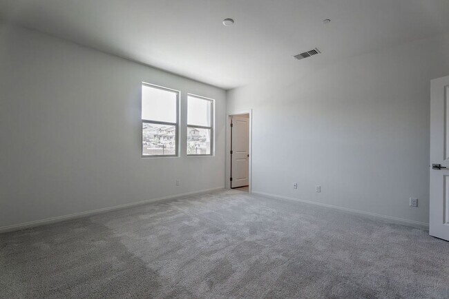 Building Photo - 91 Cinder Cone Ln