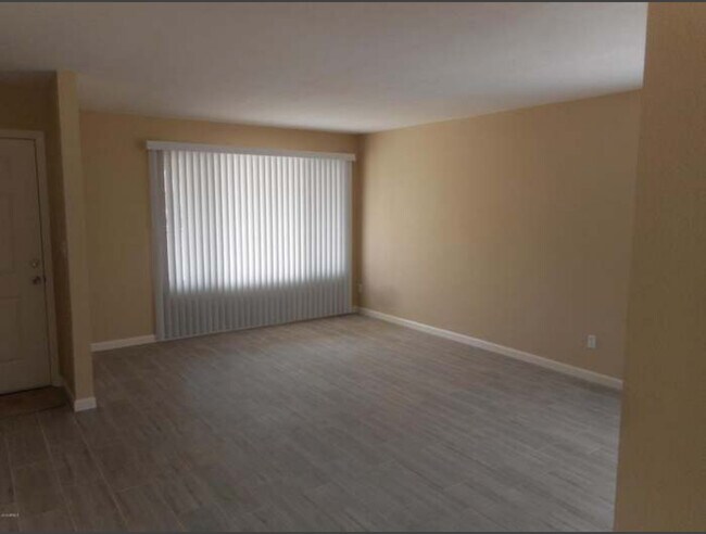 kitchen and living room have since been painted - 654 W Gable Ave