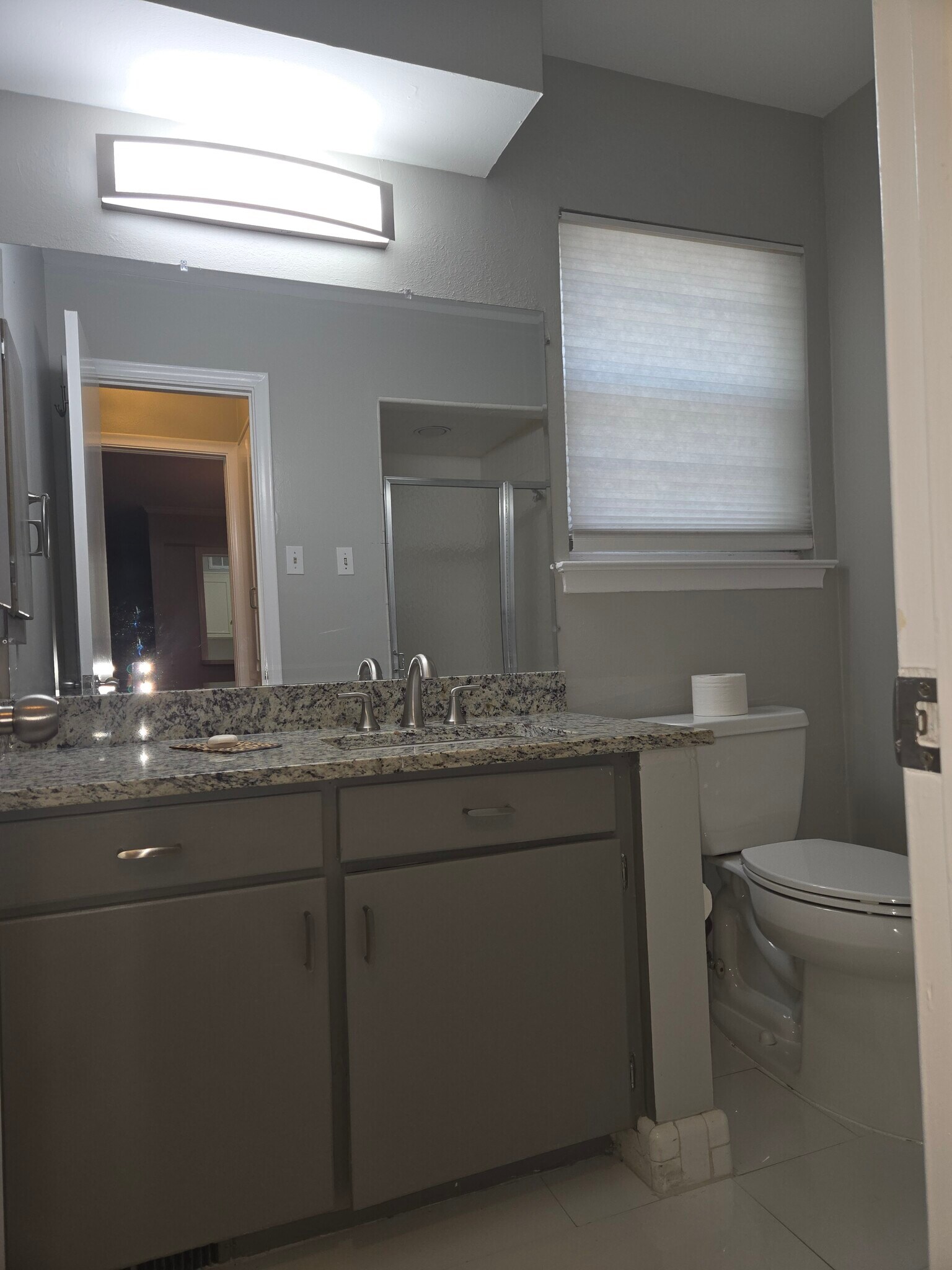 #2 bathroom - 8518 Baltimore Dr