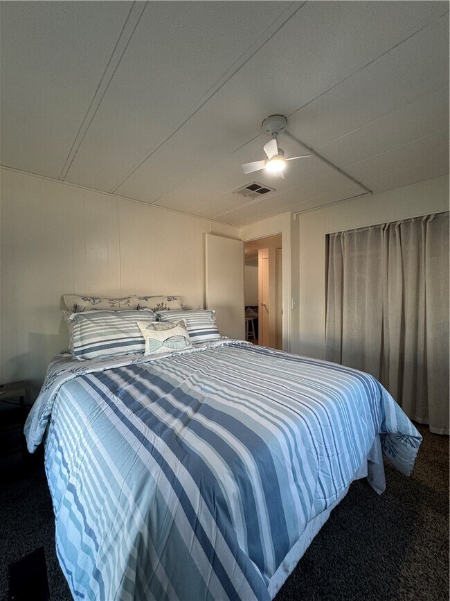 Building Photo - 7866 Meadowlark St