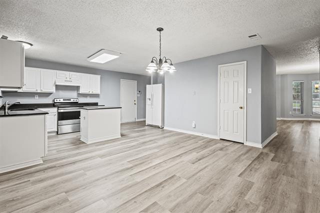 Building Photo - 1604 Lincoln Dr