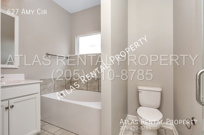 Building Photo - 627 Amy Circle Tuscaloosa, AL 35404