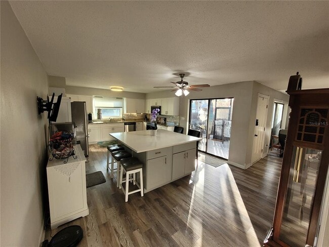 Building Photo - 14521 Catalina Cir