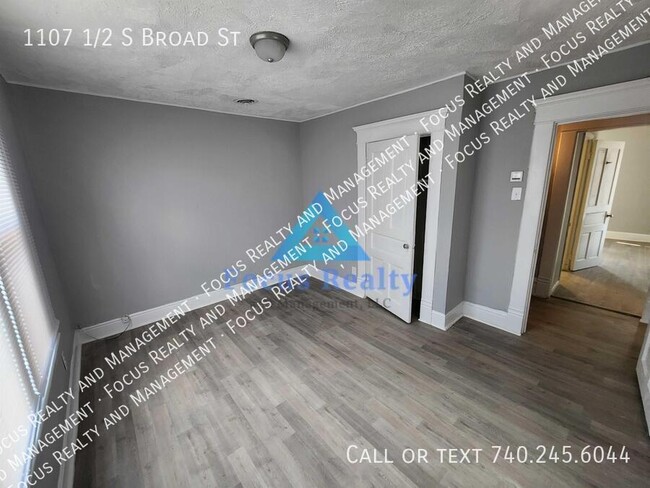 Building Photo - 1107 1/2 S Broad St-