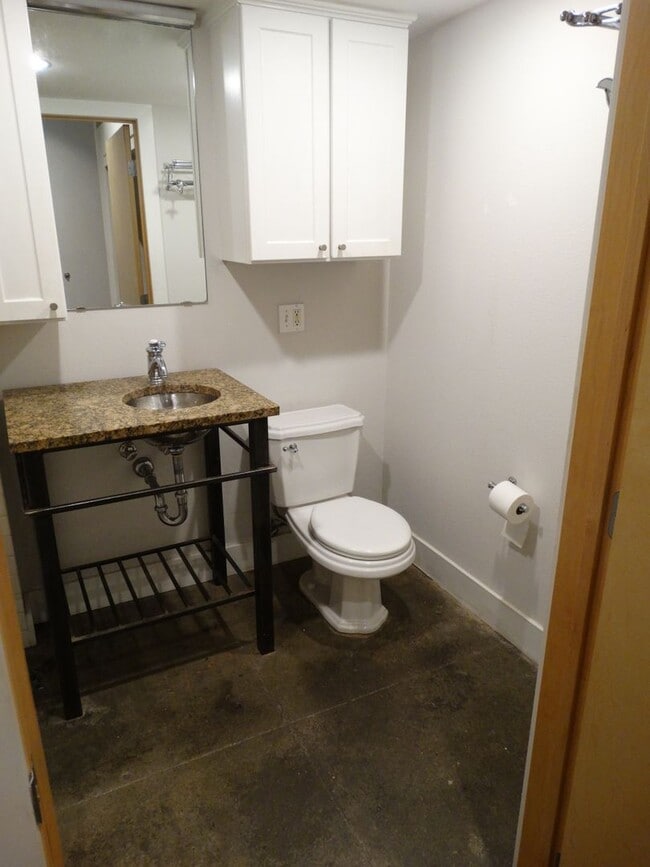 Interior Photo - 10th Street Lofts