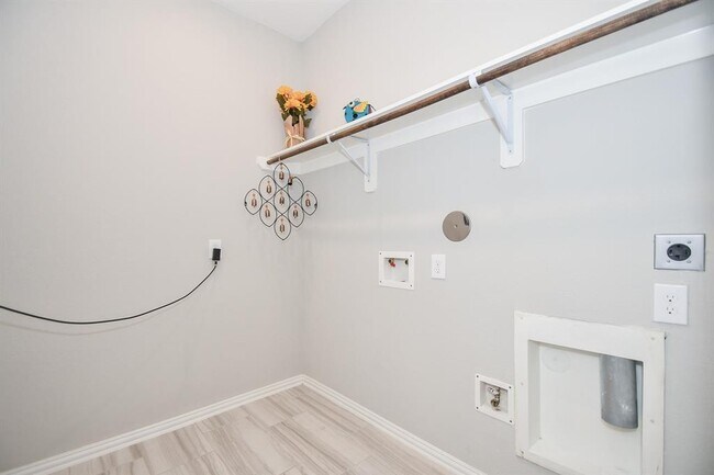 Building Photo - 30518 Night Heron Ln
