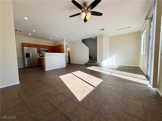 Building Photo - 6351 Lorne Green Ave