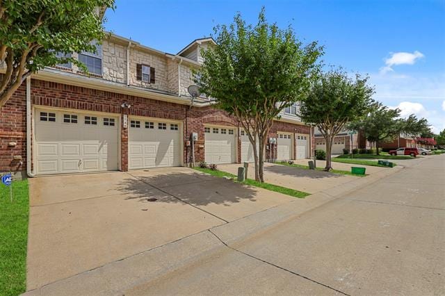 Building Photo - 2740 Olympic Park Dr