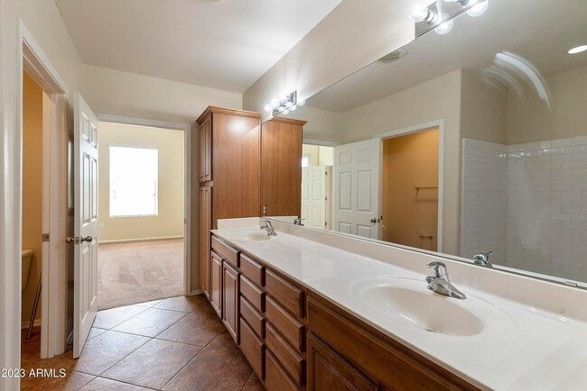 Building Photo - 14575 W Mountain View Blvd