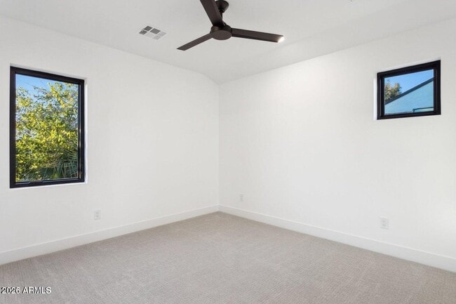 Building Photo - 6330 N 10th Dr