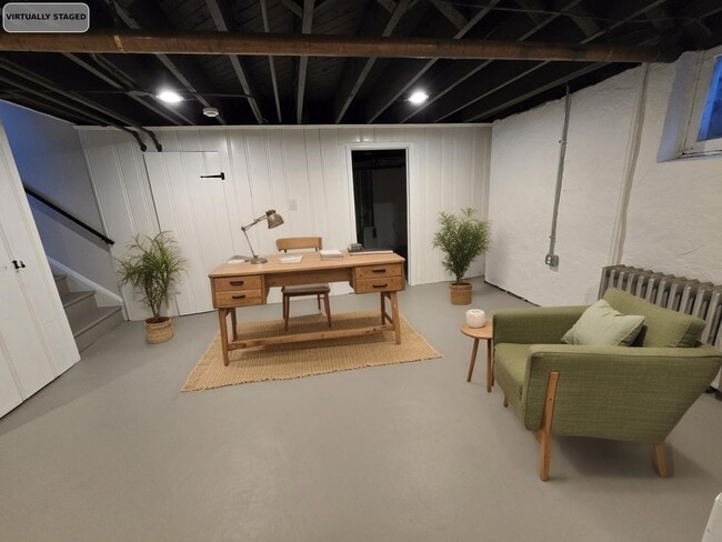 Building Photo - 308 Eastway Ct