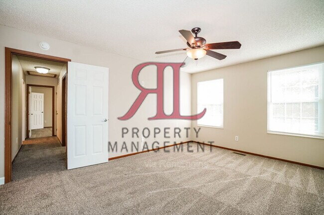 Building Photo - 5066 Ivywild Ave