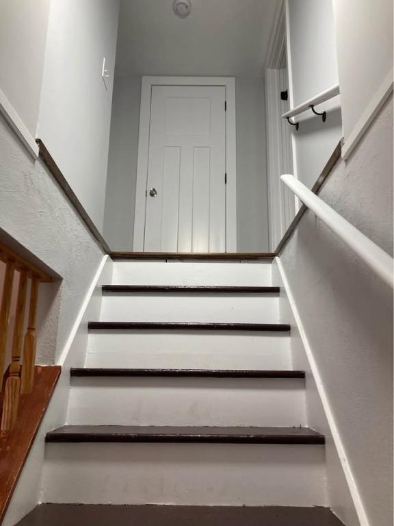 Building Photo - 1500 Shirley Dr