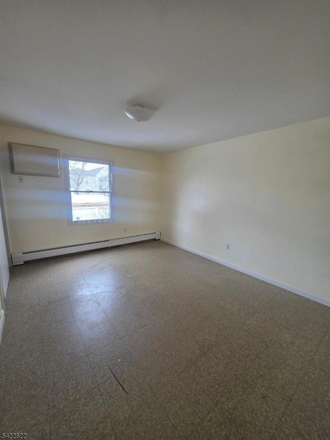 Building Photo - 238 Sherman St