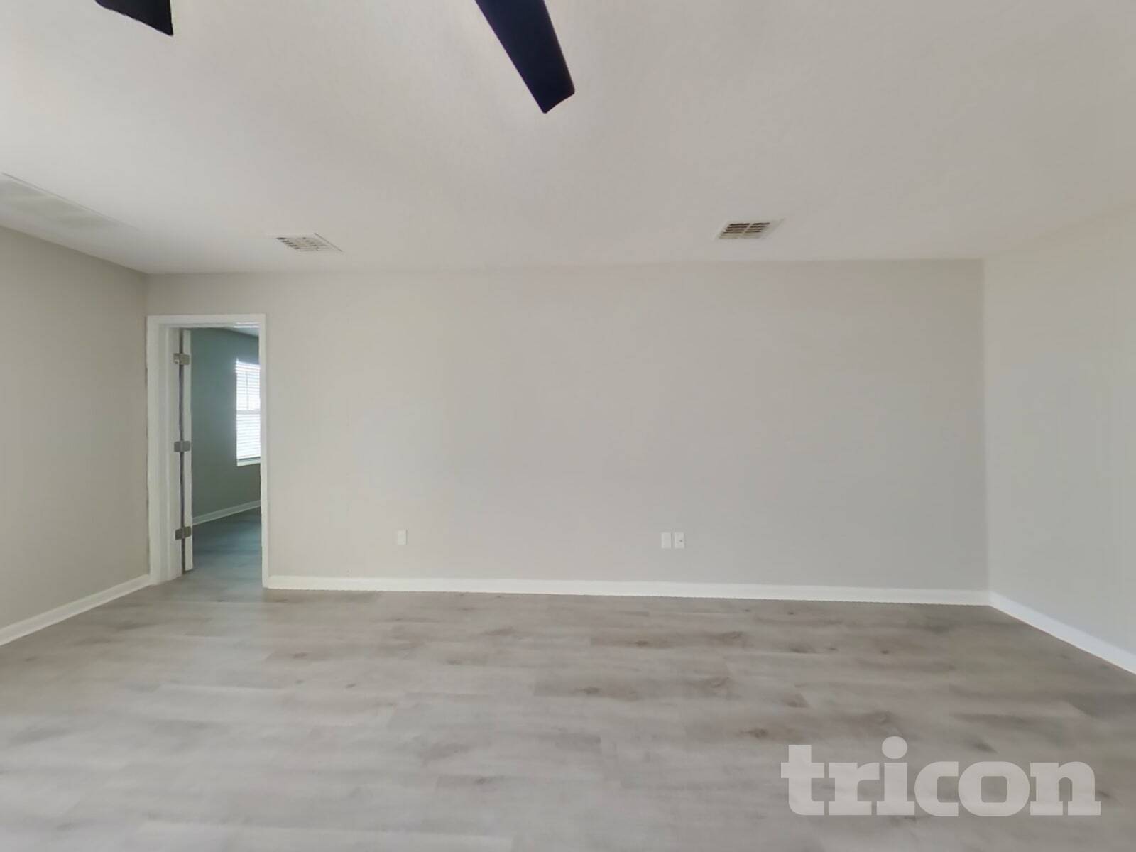 Building Photo - 77009 Birdseye Ct