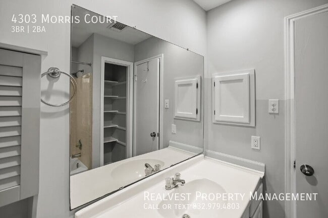 Building Photo - 4303 Morris Ct