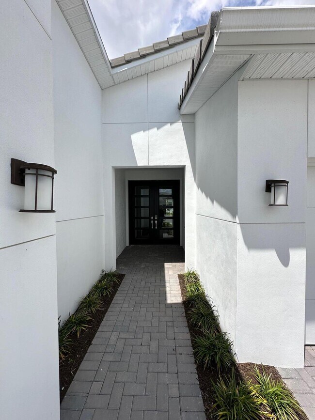 Building Photo - 12166 Viridian Blvd