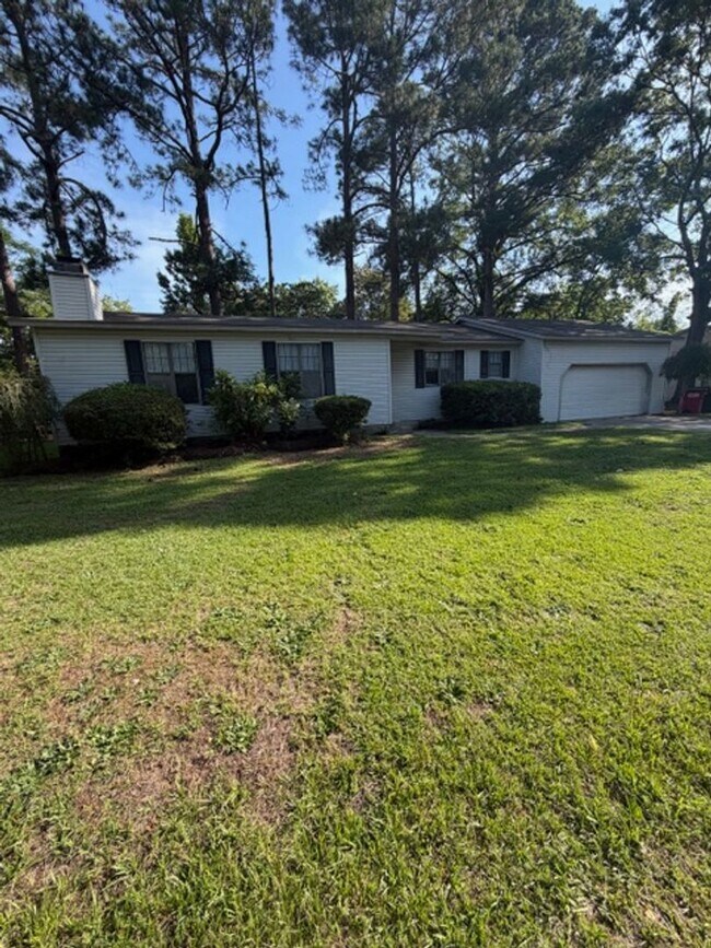 Building Photo - 431 Sentry Oaks Dr