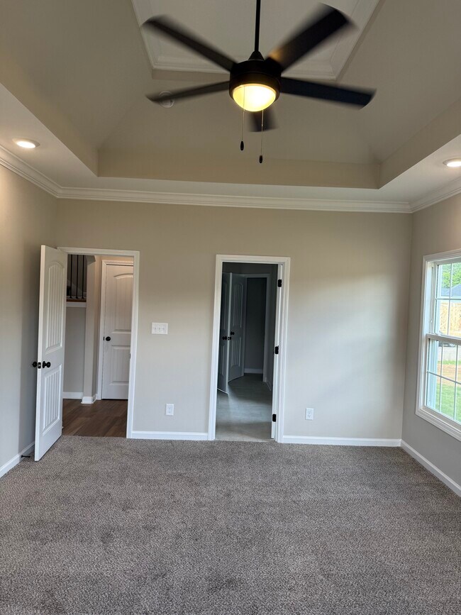 Building Photo - 1170 Gardenia Ln