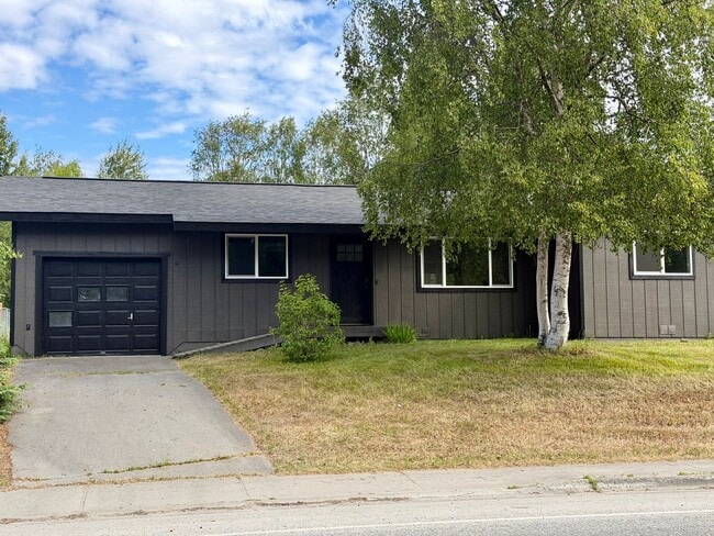 Building Photo - BRAND NEW REMODEL!